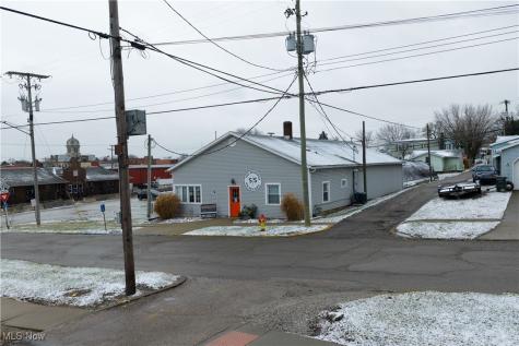 245 2nd Street NW Carrollton OH 44615