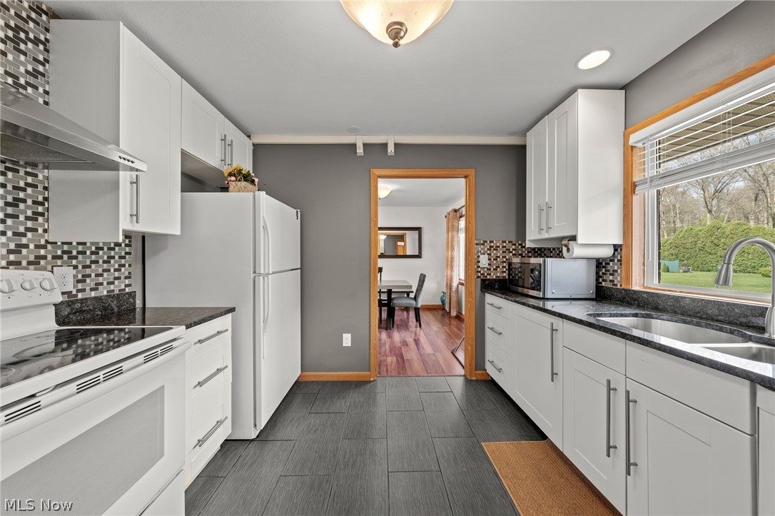 327 S Miller Road Akron OH 44333