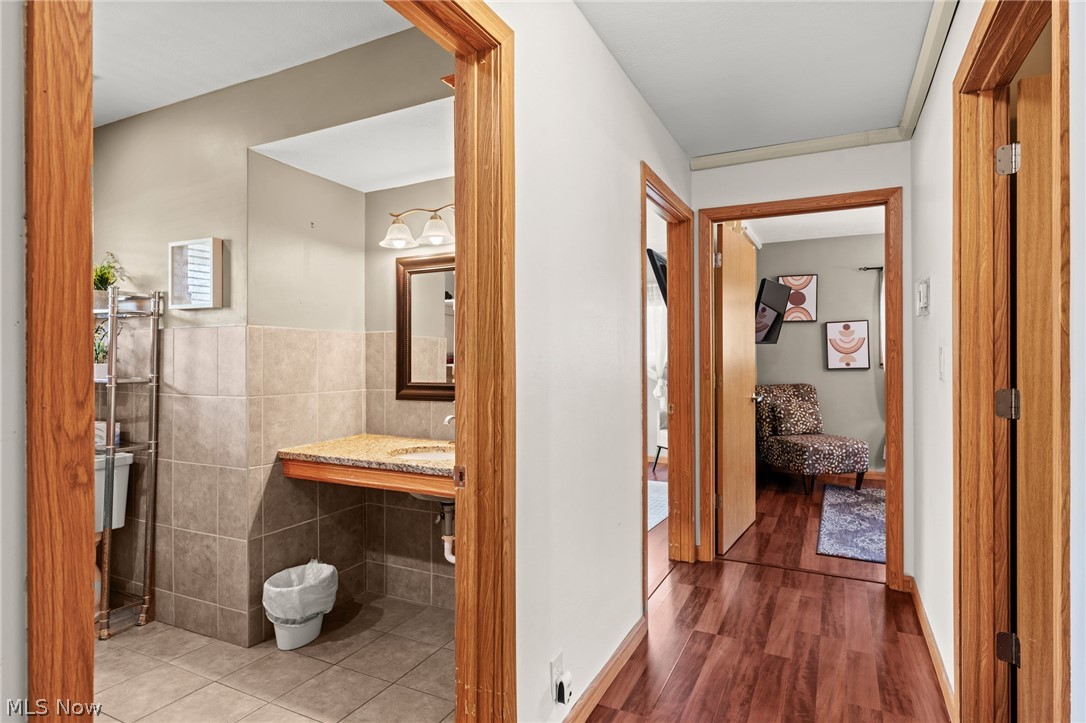 327 S Miller Road Akron OH 44333
