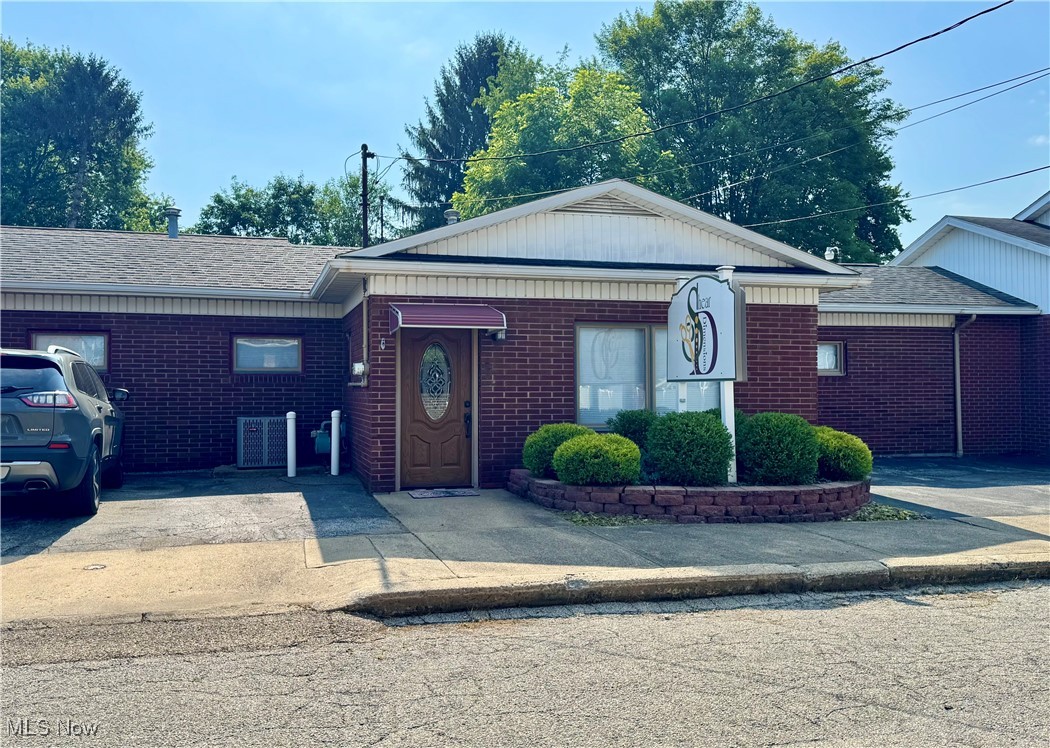 114 Exchange Street Lisbon OH 44432