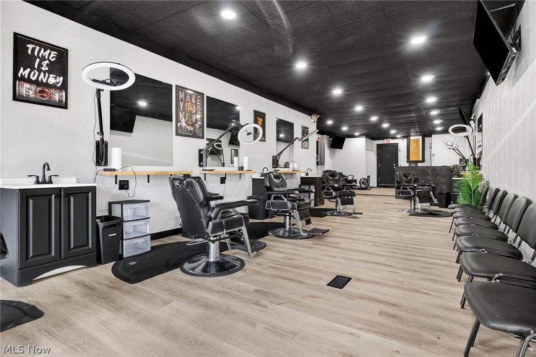 2201 N Taylor Road Cleveland Heights OH 44112