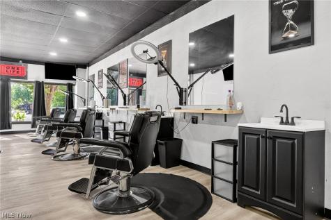 2201 N Taylor Road Cleveland Heights OH 44112