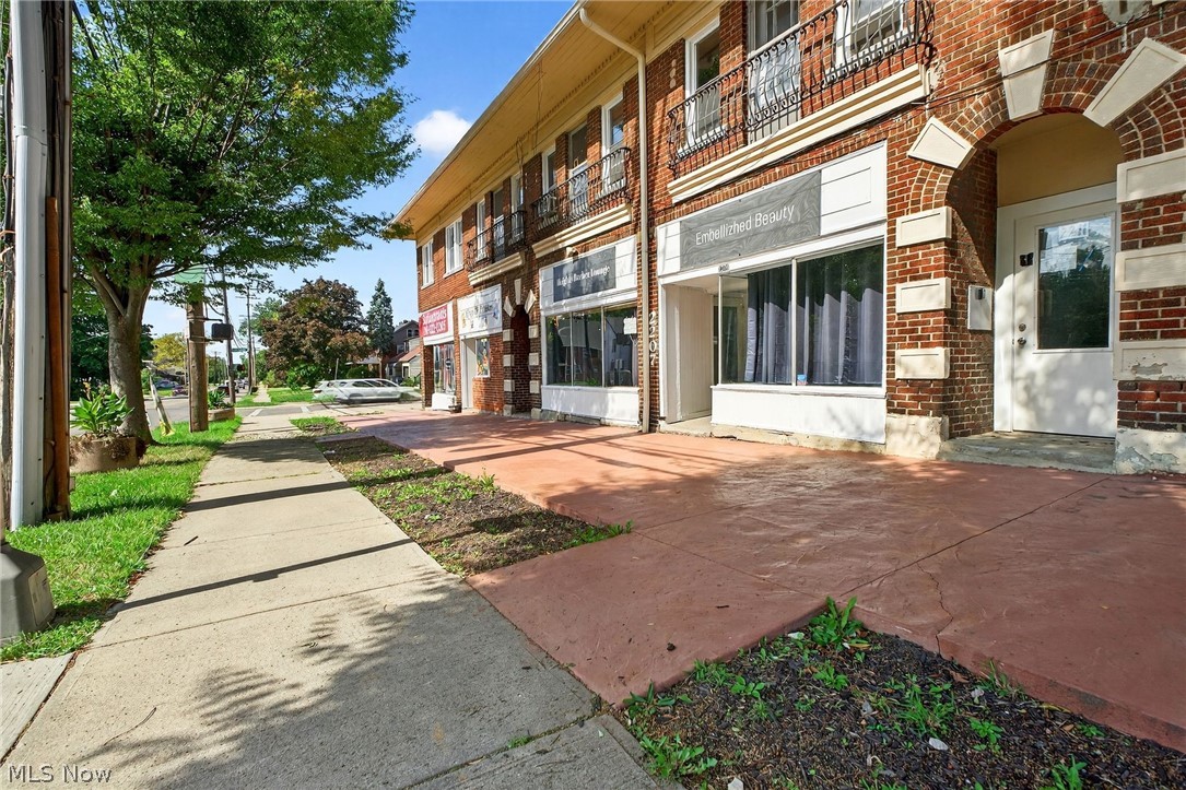 2201 N Taylor Road Cleveland Heights OH 44112