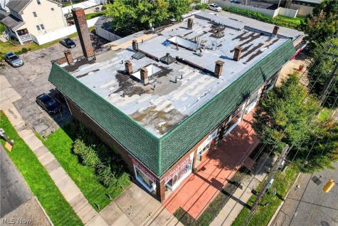 2201 N Taylor Road Cleveland Heights OH 44112
