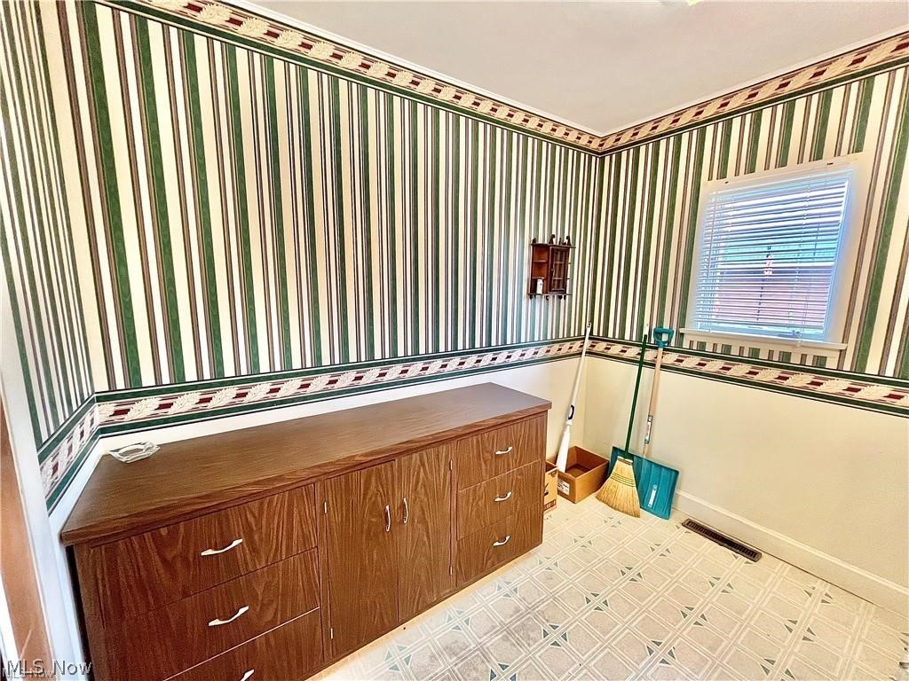 171 Broad Street Conneaut OH 44030