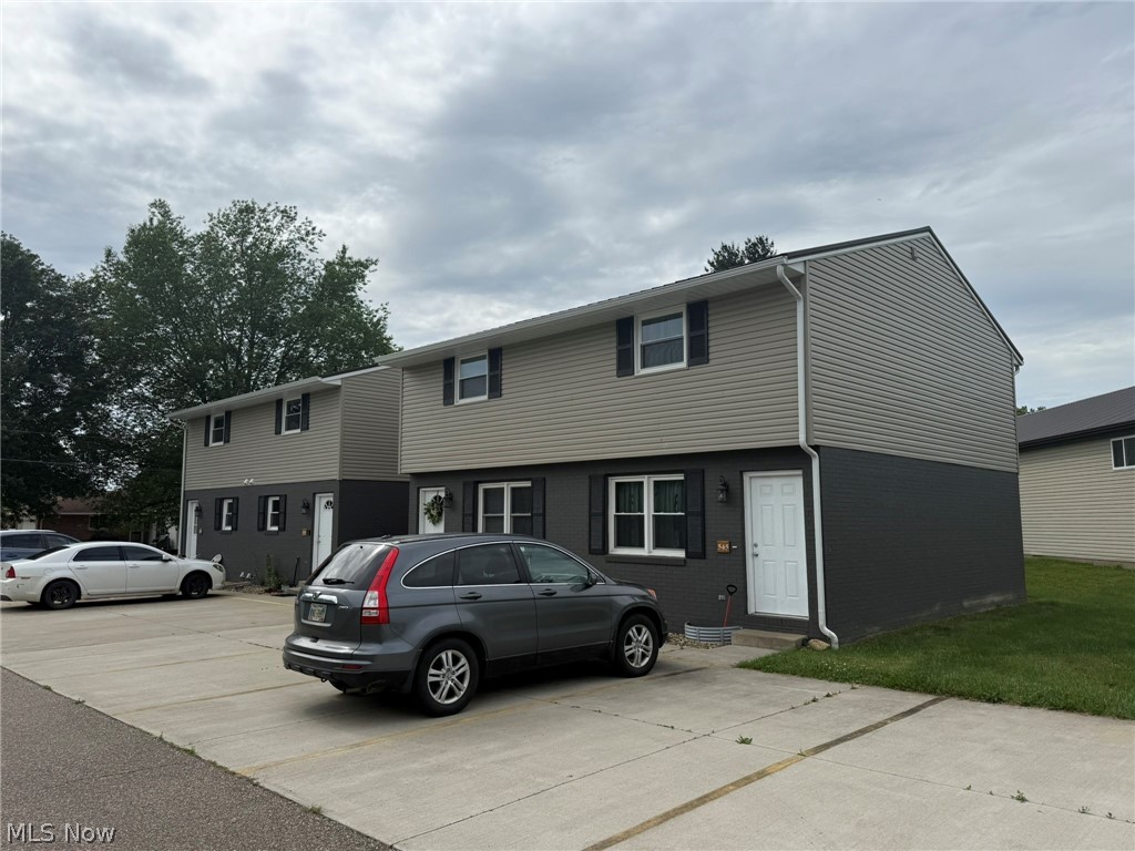 545 Baker Avenue NW New Philadelphia OH 44663