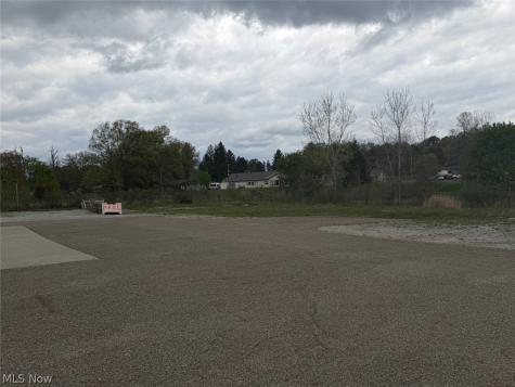 4699 Loomis Ravenna OH 44266