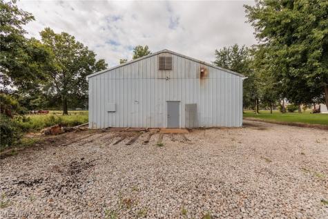 435 Huron Street Elyria OH 44035