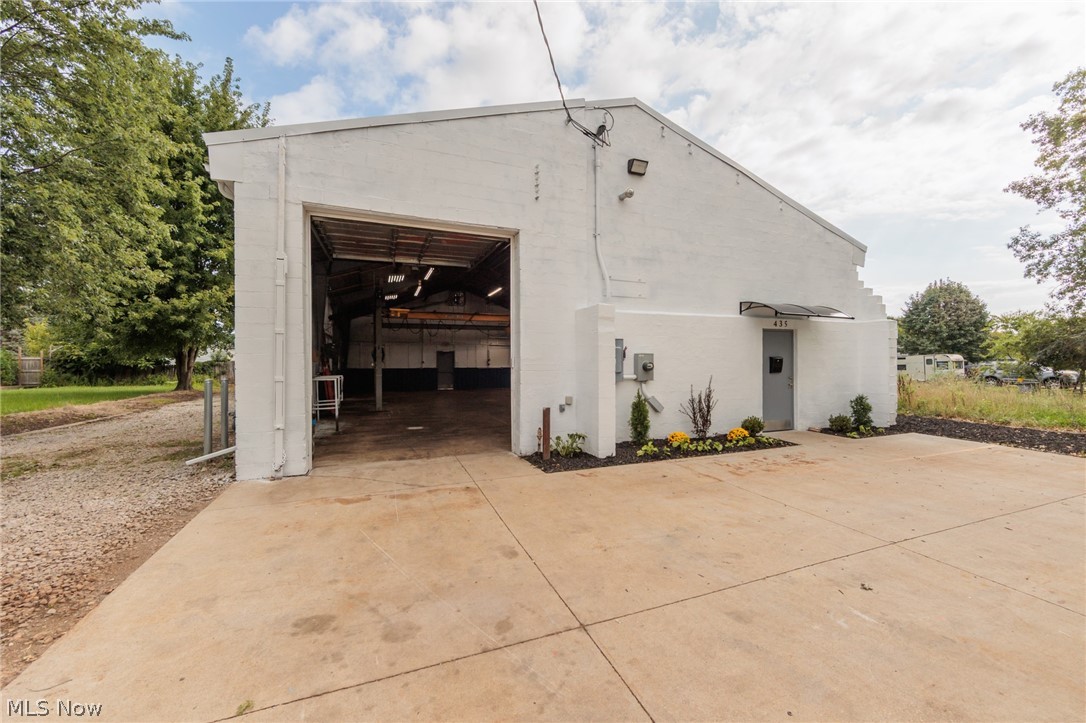 435 Huron Street Elyria OH 44035