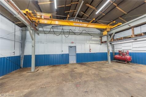 435 Huron Street Elyria OH 44035