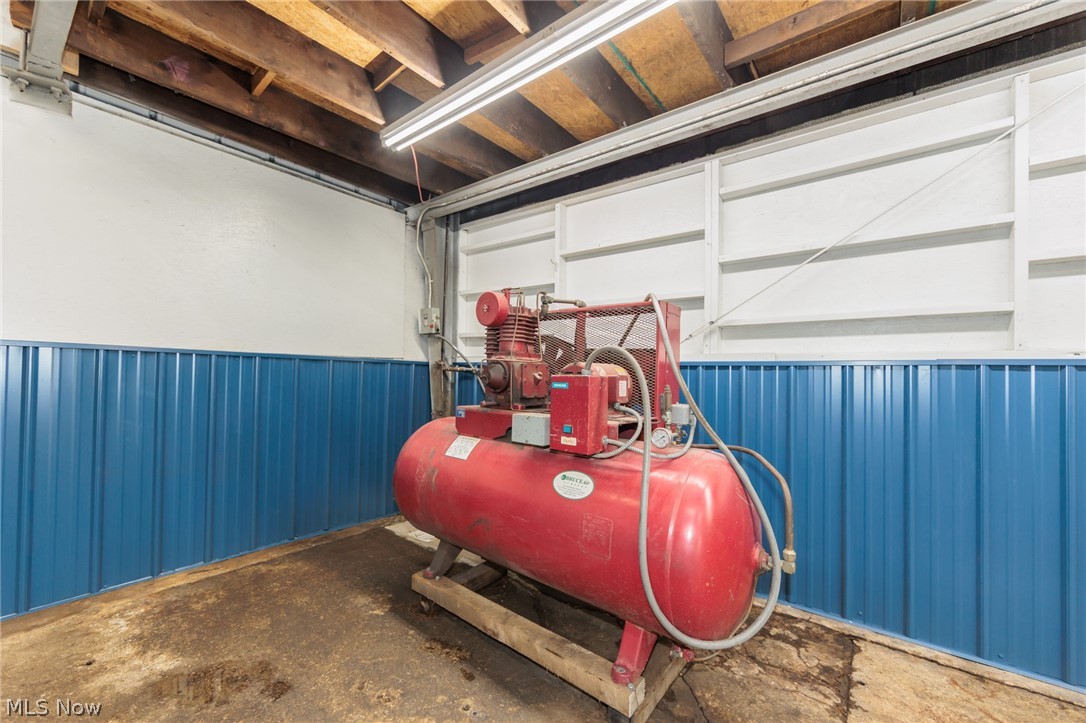 435 Huron Street Elyria OH 44035