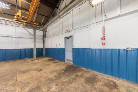 435 Huron Street Elyria OH 44035