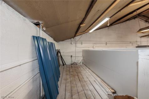 435 Huron Street Elyria OH 44035