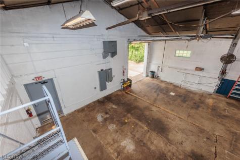 435 Huron Street Elyria OH 44035
