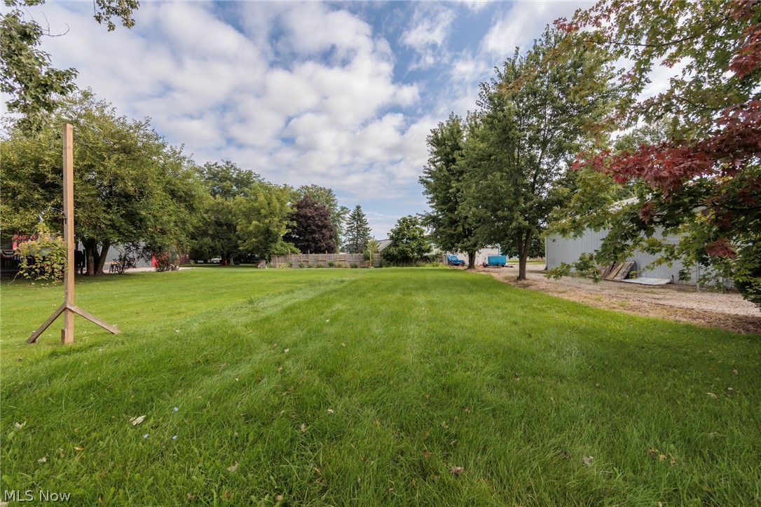 435 Huron Street Elyria OH 44035