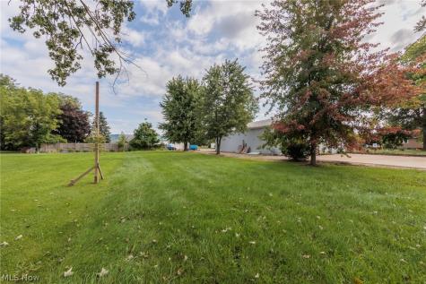 435 Huron Street Elyria OH 44035