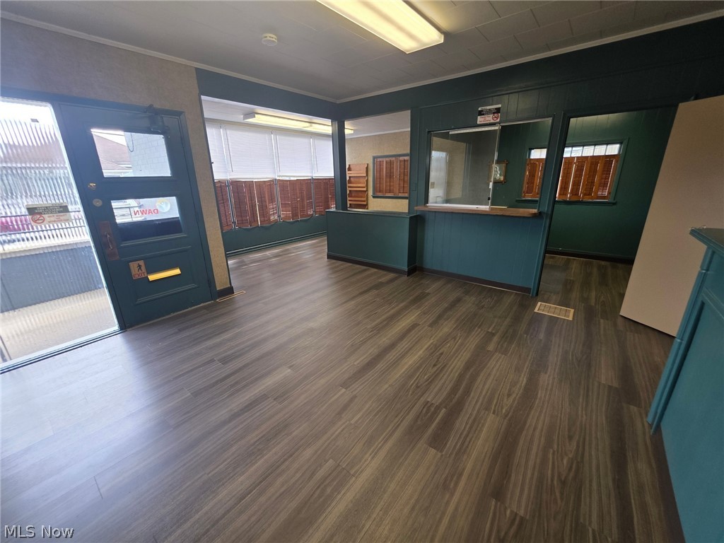 139 N Walnut Street East Palestine OH 44413