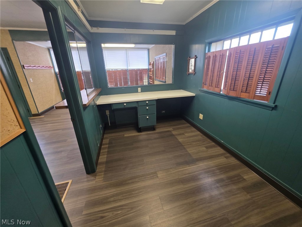 139 N Walnut Street East Palestine OH 44413