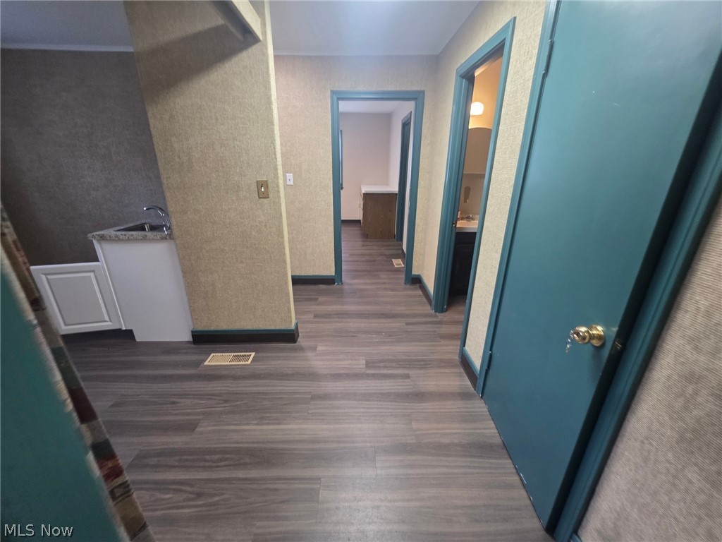 139 N Walnut Street East Palestine OH 44413