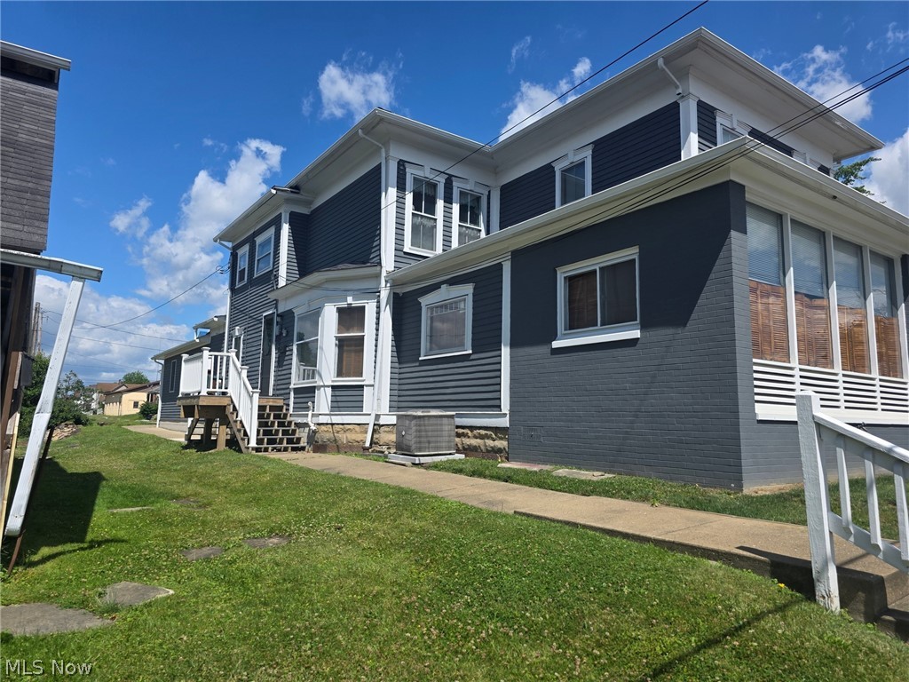 139 N Walnut Street East Palestine OH 44413