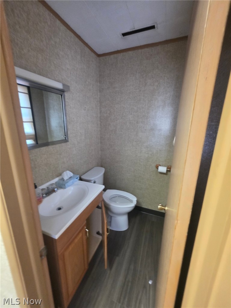139 N Walnut Street East Palestine OH 44413