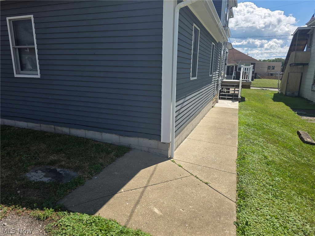 139 N Walnut Street East Palestine OH 44413