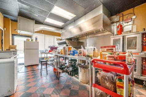 18621 Saint Clair Avenue Cleveland OH 44110