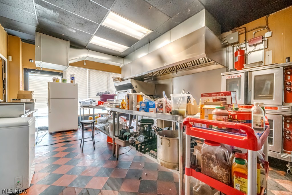 18621 Saint Clair Avenue Cleveland OH 44110