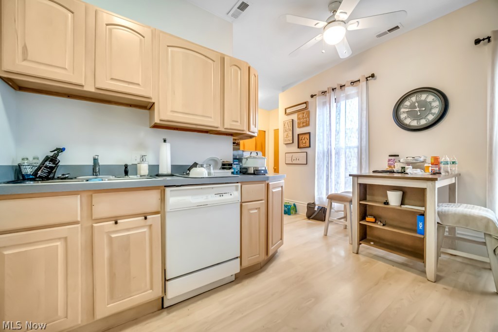 18621 Saint Clair Avenue Cleveland OH 44110