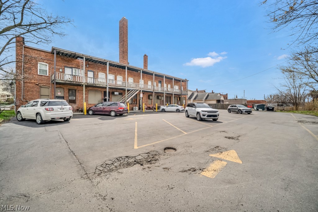 18621 Saint Clair Avenue Cleveland OH 44110