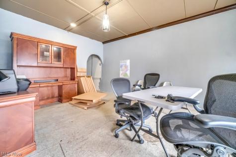 18621 Saint Clair Avenue Cleveland OH 44110