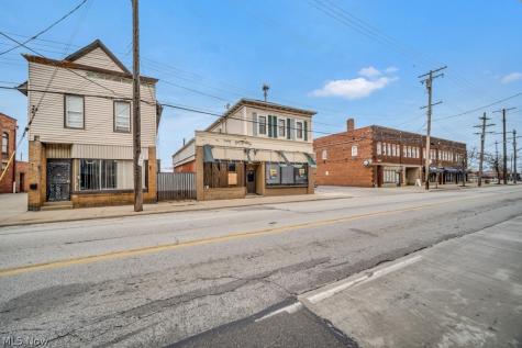 18621 Saint Clair Avenue Cleveland OH 44110