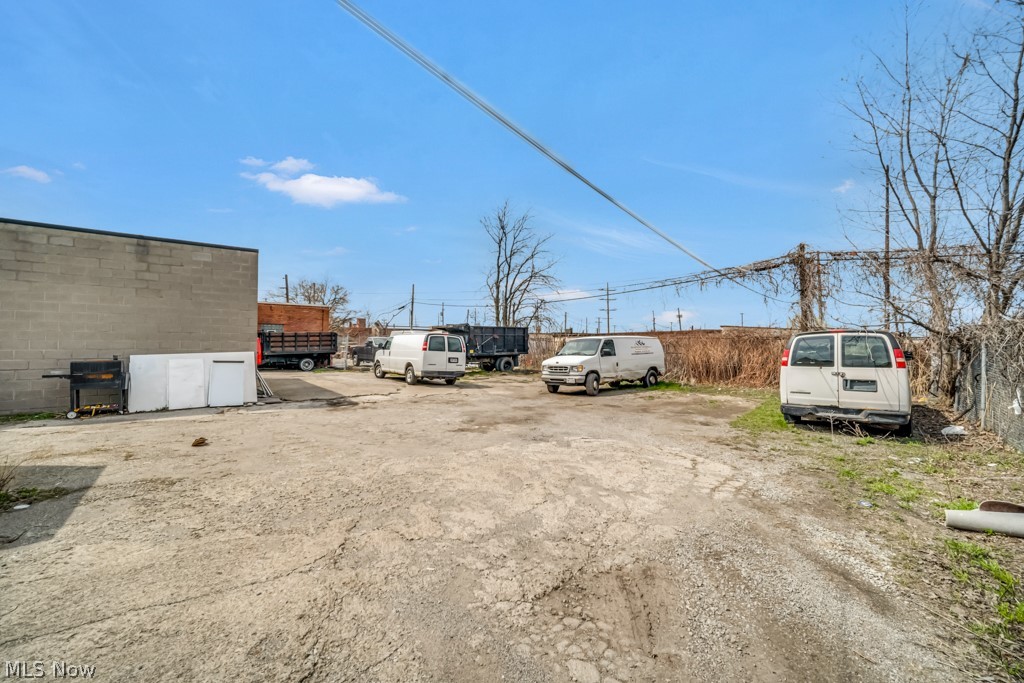 18621 Saint Clair Avenue Cleveland OH 44110