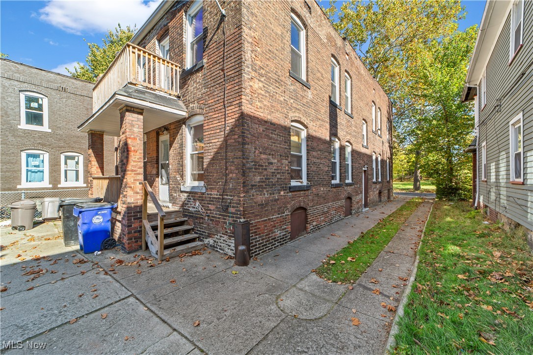 2883 E 114th Street Cleveland OH 44104