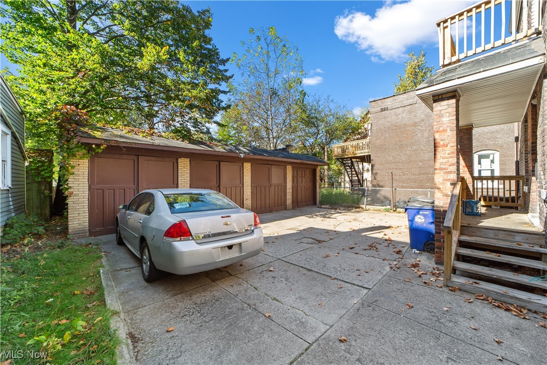 2883 E 114th Street Cleveland OH 44104