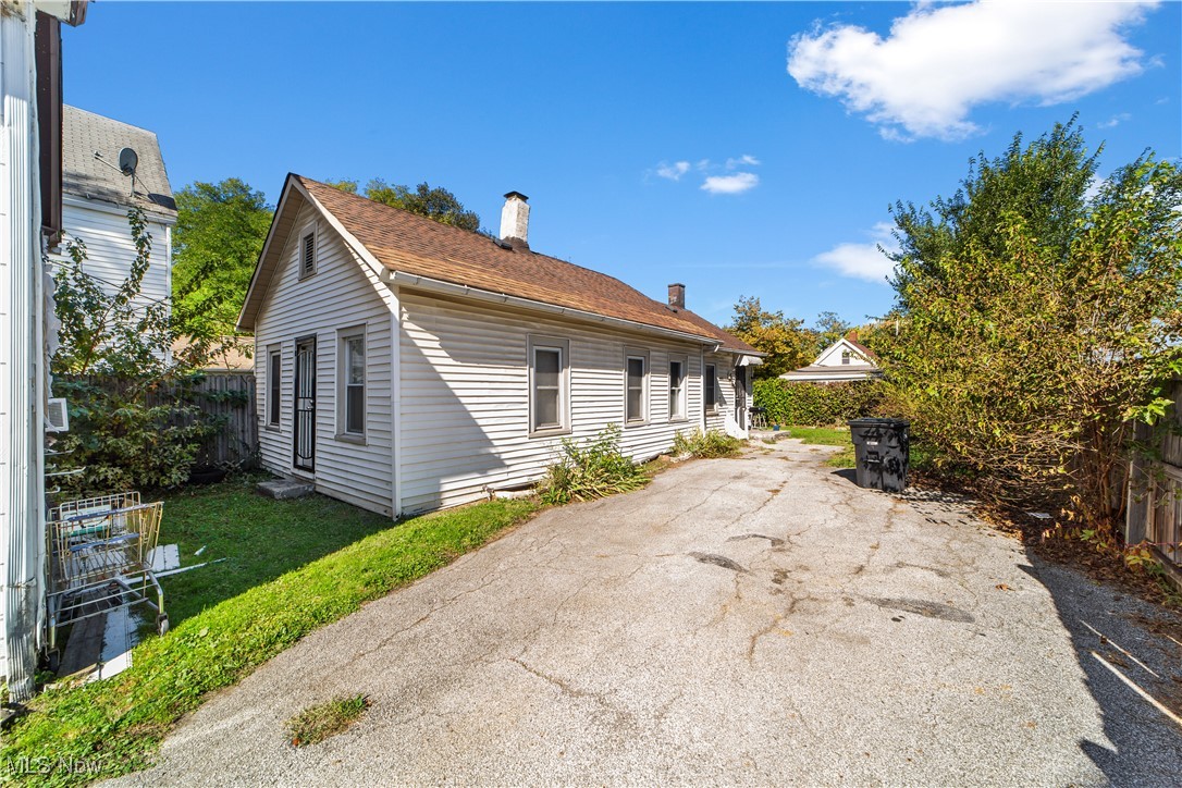 2883 E 114th Street Cleveland OH 44104