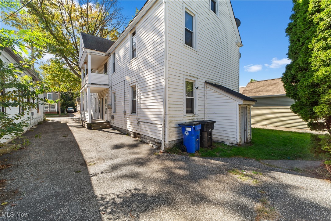 2883 E 114th Street Cleveland OH 44104