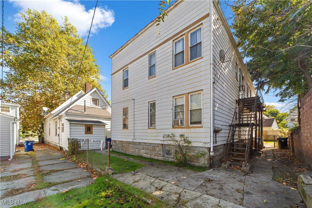 2883 E 114th Street Cleveland OH 44104