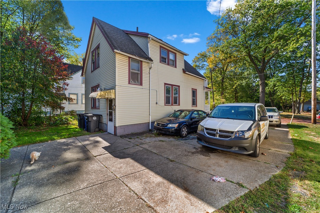 2883 E 114th Street Cleveland OH 44104