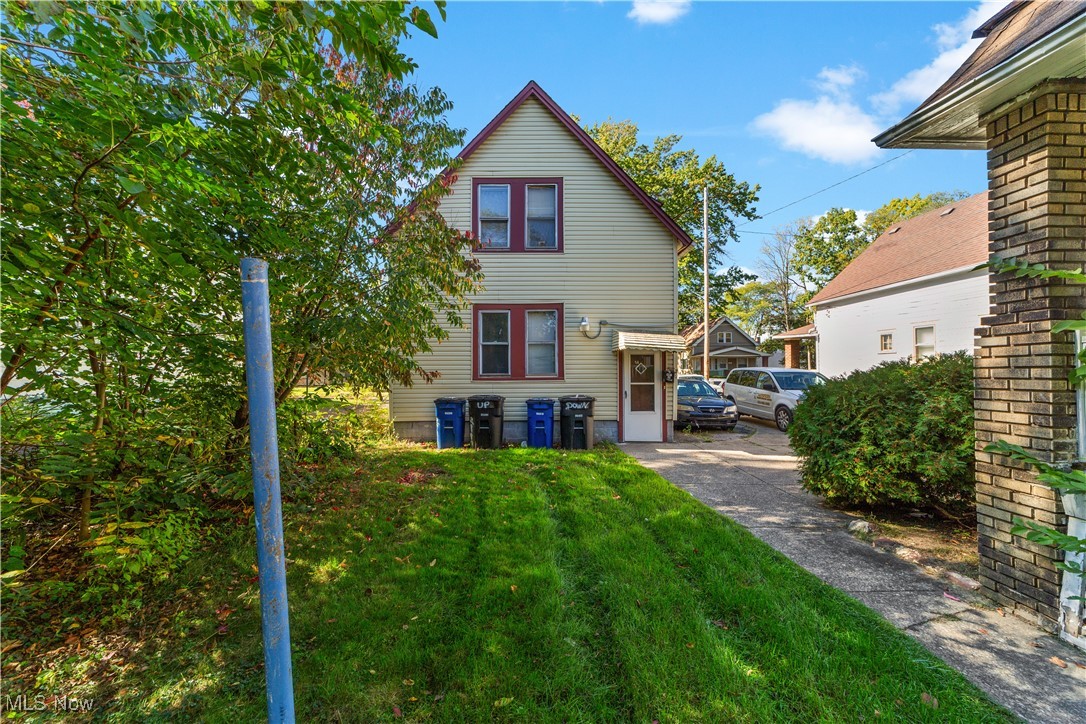 2883 E 114th Street Cleveland OH 44104