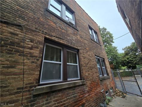 3549 W 105th Street Cleveland OH 44111
