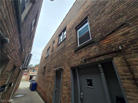 3549 W 105th Street Cleveland OH 44111