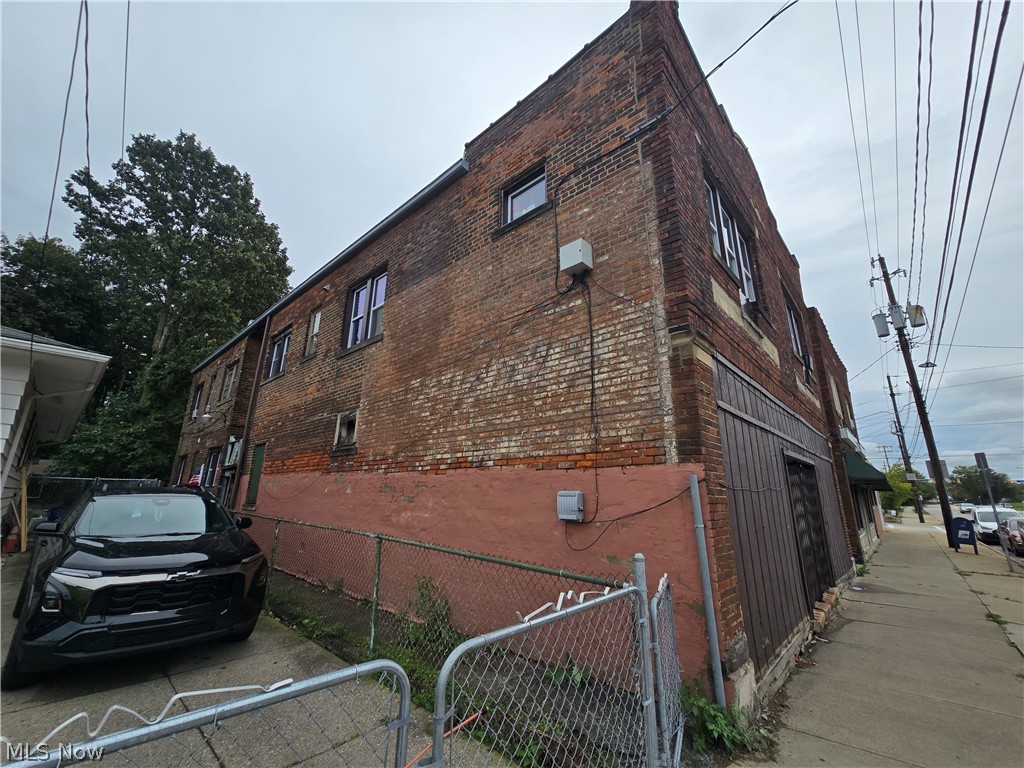 3549 W 105th Street Cleveland OH 44111