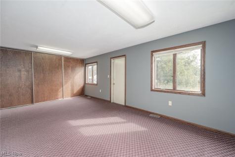 4222 State Route 43 Kent OH 44240