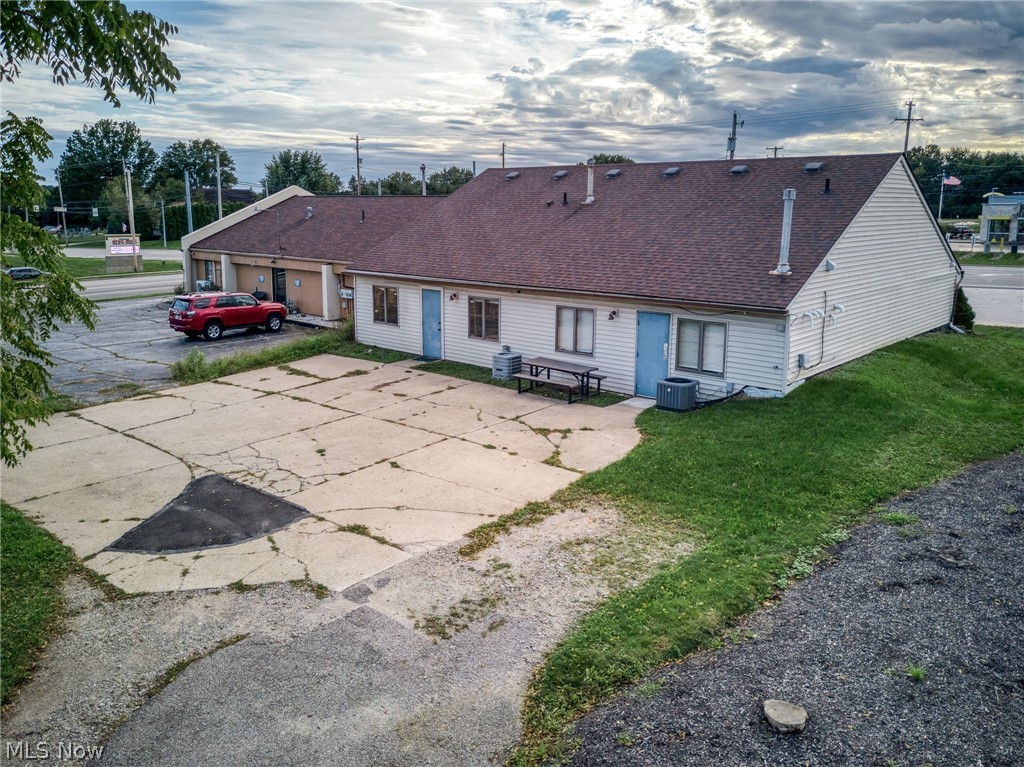 4222 State Route 43 Kent OH 44240