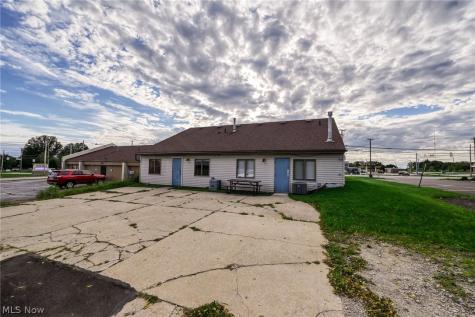 4222 State Route 43 Kent OH 44240