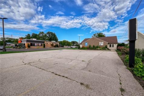 4222 State Route 43 Kent OH 44240