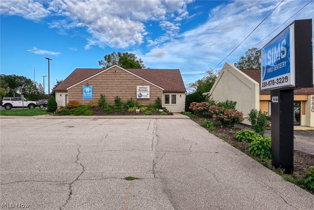 4222 State Route 43 Kent OH 44240