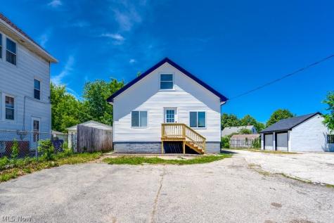 4808 Pearl Road Cleveland OH 44109