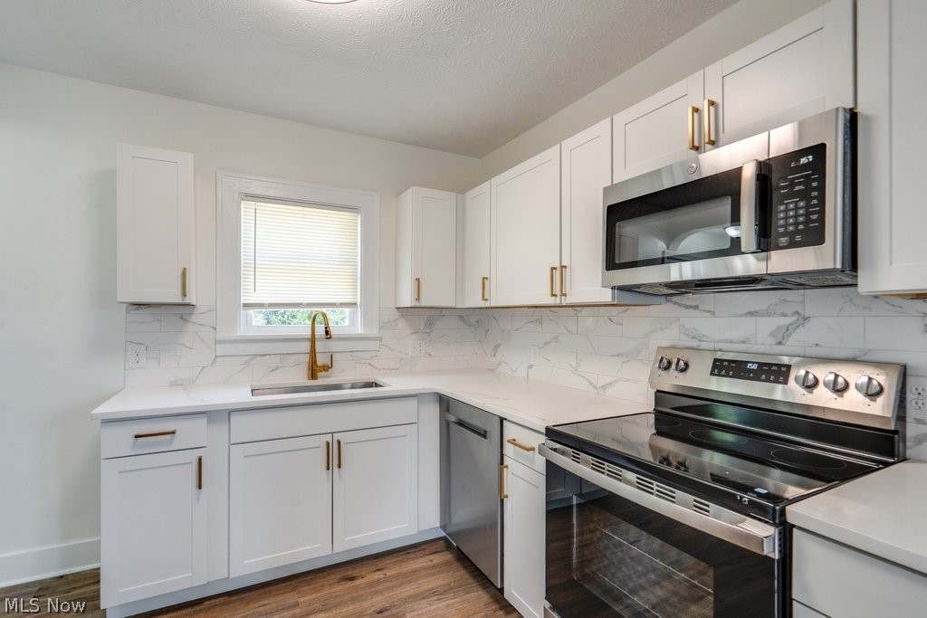 4808 Pearl Road Cleveland OH 44109